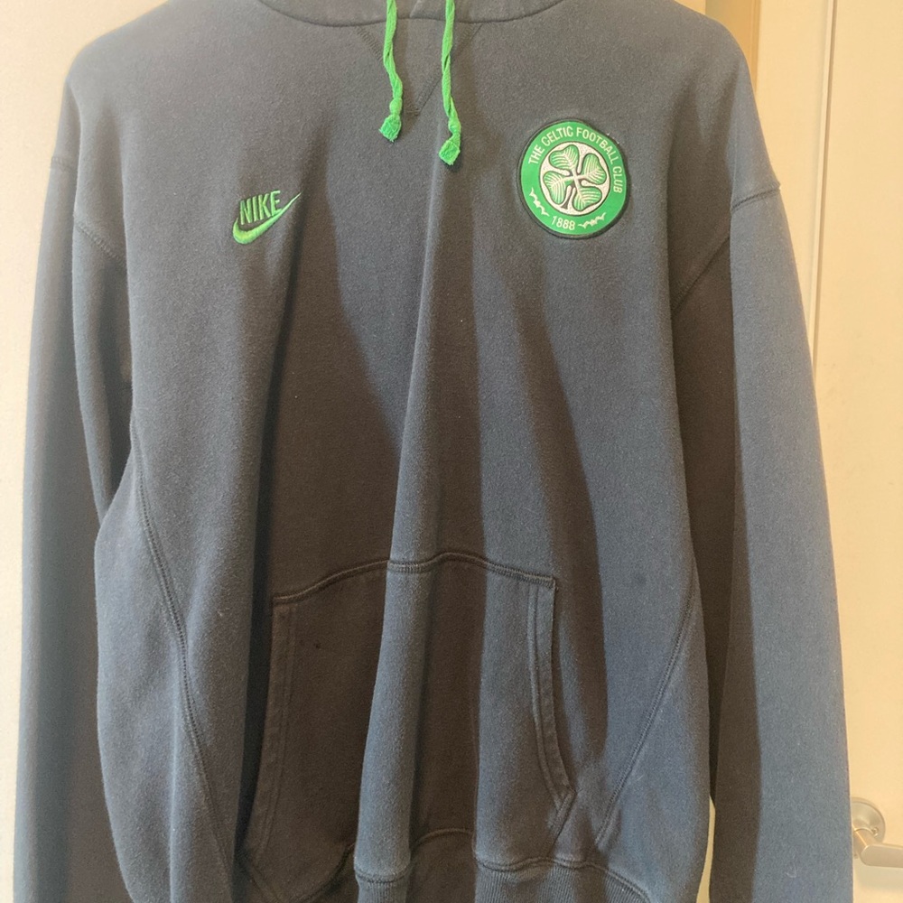 Vintage Celtic FC Nike Black Sweatshirt with Green Details